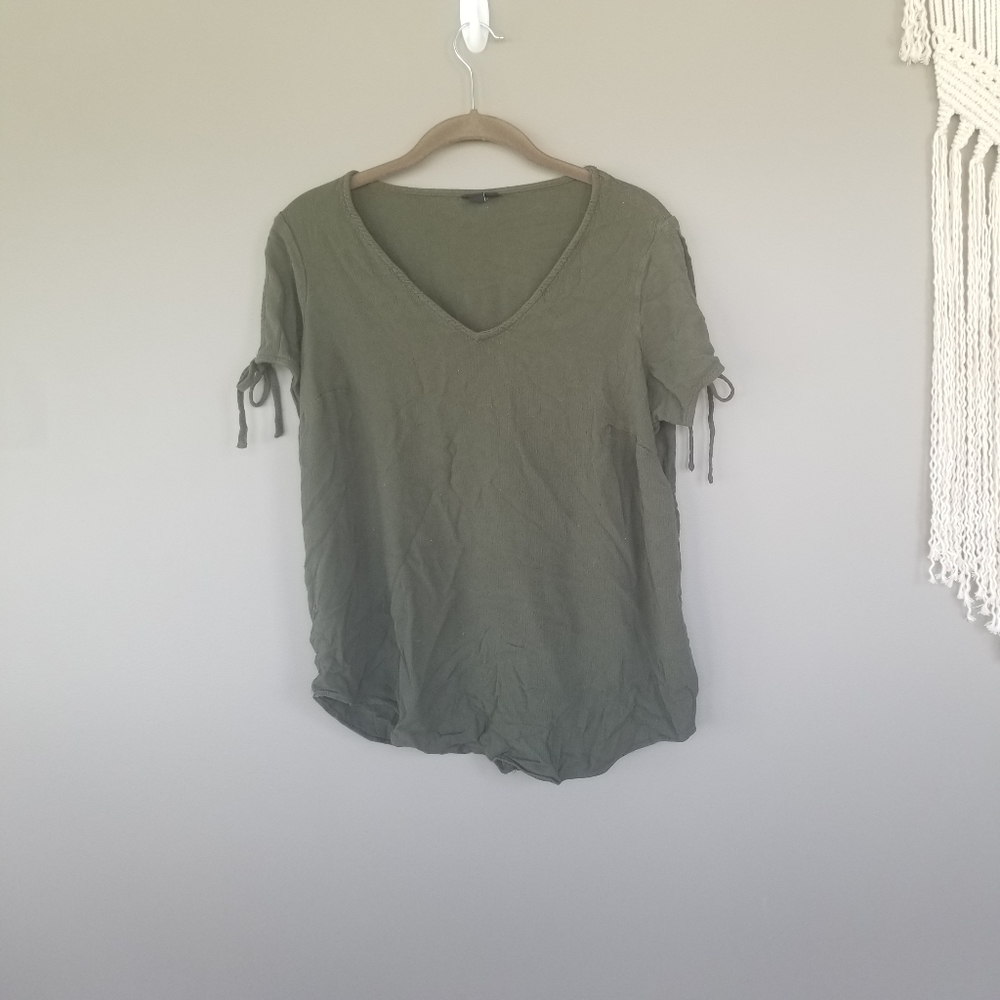 🎆Torrid | Olive Green Top